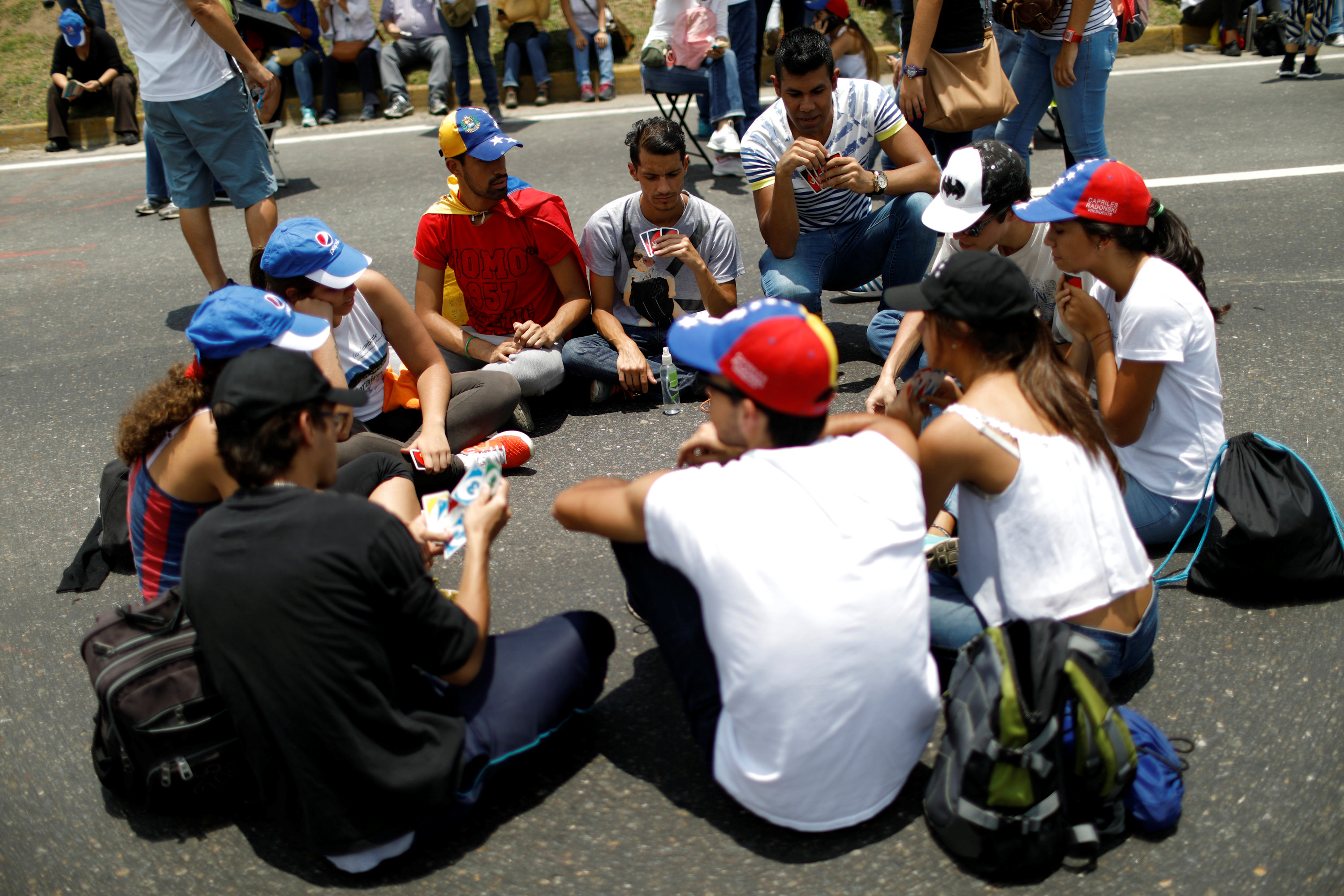 استمرار الاعتصام والمظاهرات فى فنزويلا