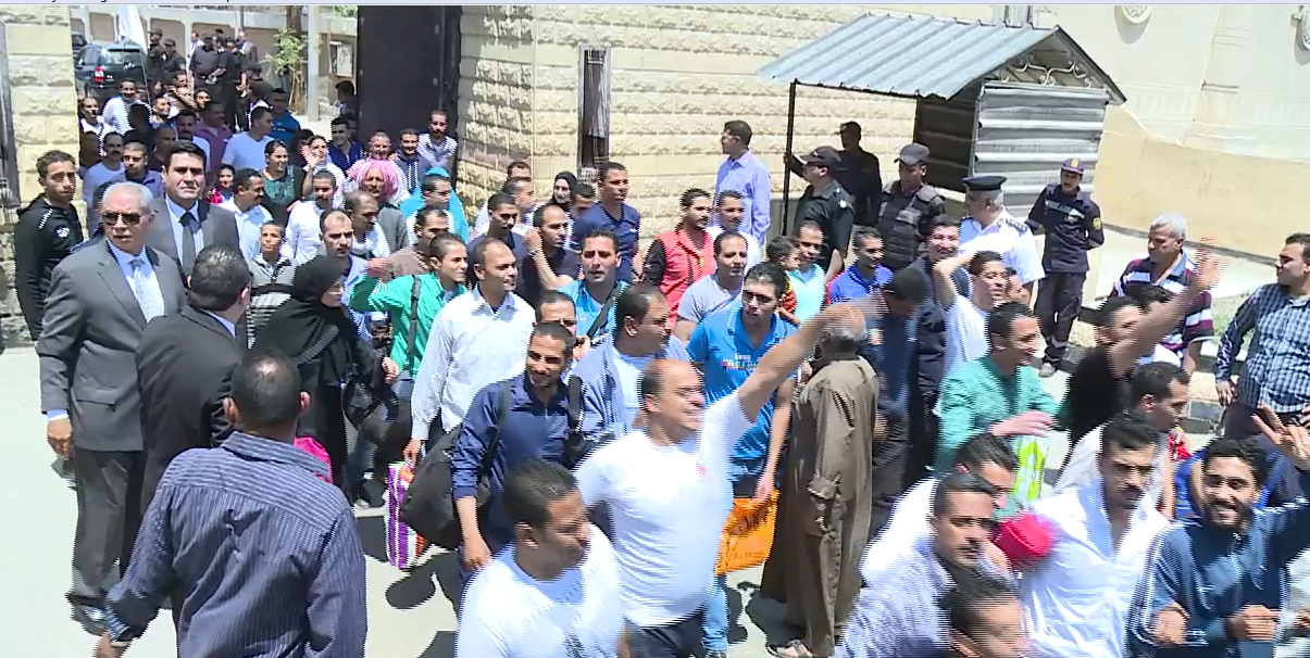 الداخلية تفرج عن 1051 سجينا بمناسبة ذكرى تحرير سيناء