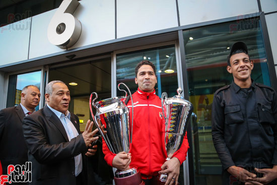 بعثة فريق كرة اليد بالنادى الأهلى (1)