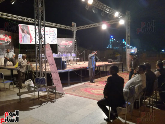 مؤتمر جماهيري أمام معبد الأقصر لدعم الشاعر حسن عامر أميراً للشعراء