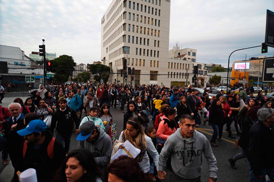 إجلاء مئات السكان فى تشيلى بعد زلزال بقوة 7.1 درجة 