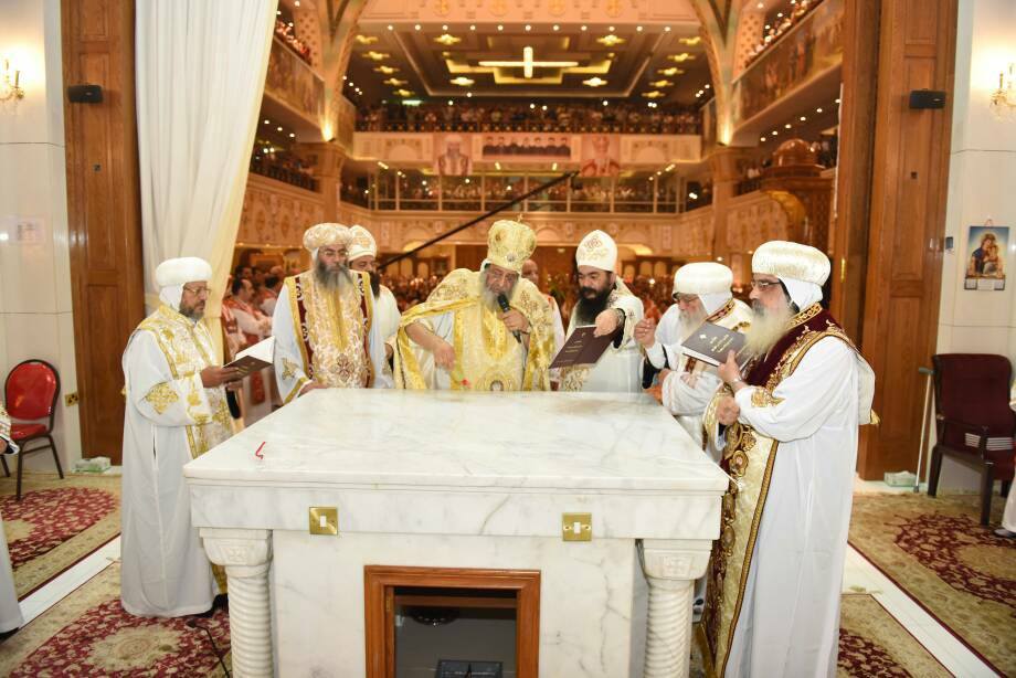البابا تواضروس يدشن كنيسة مار مرقص بالكويت (4)