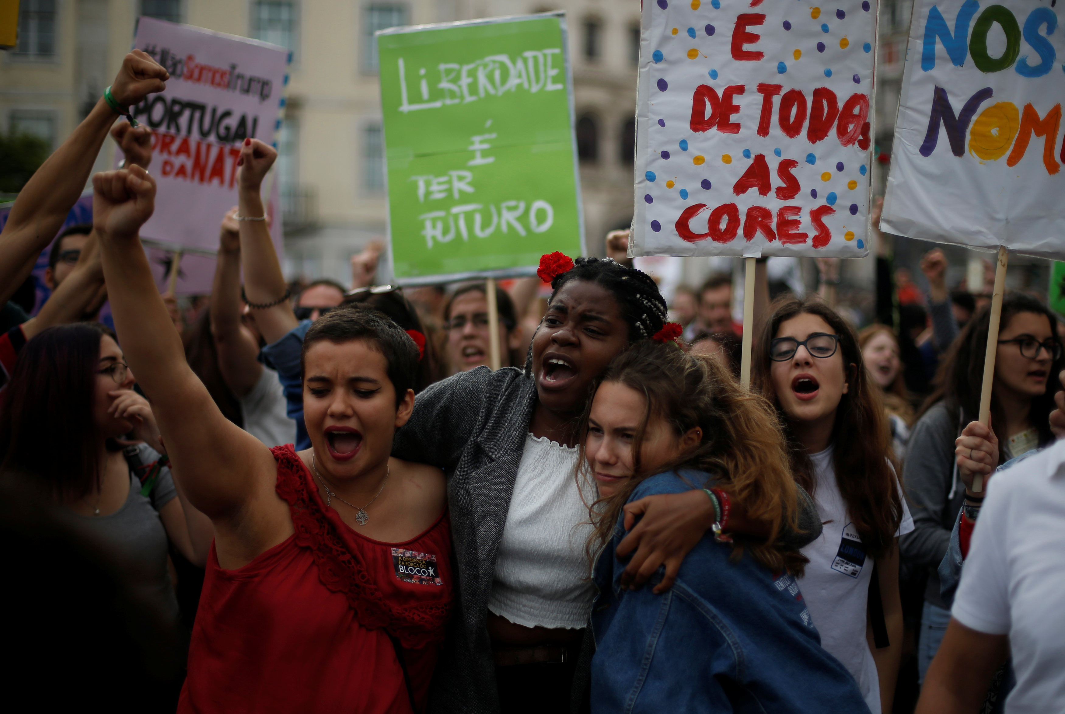 إحياء ذكرى ثورة القرنفل فى البرتغال