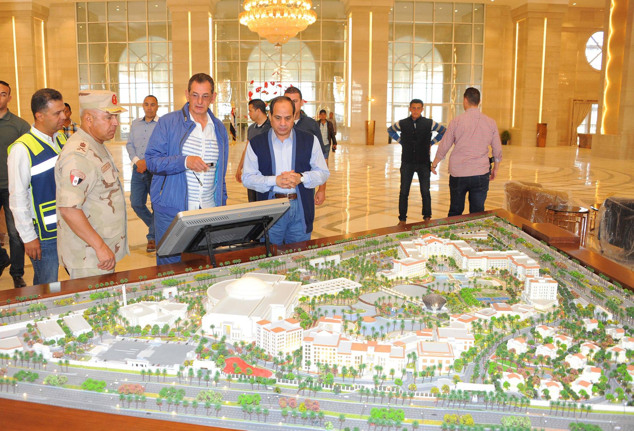 الرئيس السيسي يتابع أعمال العاصمة الإدارية الجديدة