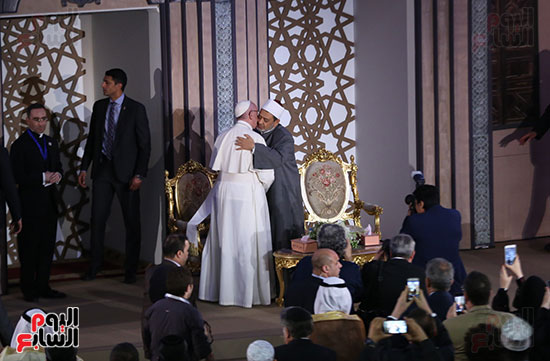 مؤتمر السلام العالمى البابا الفاتيكان احمد الطيب (11)