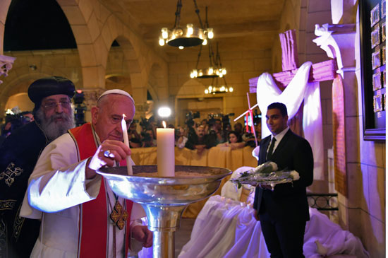 البابا الفاتيكان يزور الكاتدرائية المرقسية بالعباسية (16)