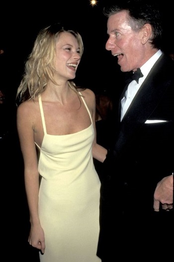 كيت موس وظهورها الأول فى حفل ميت جالا عام 1995