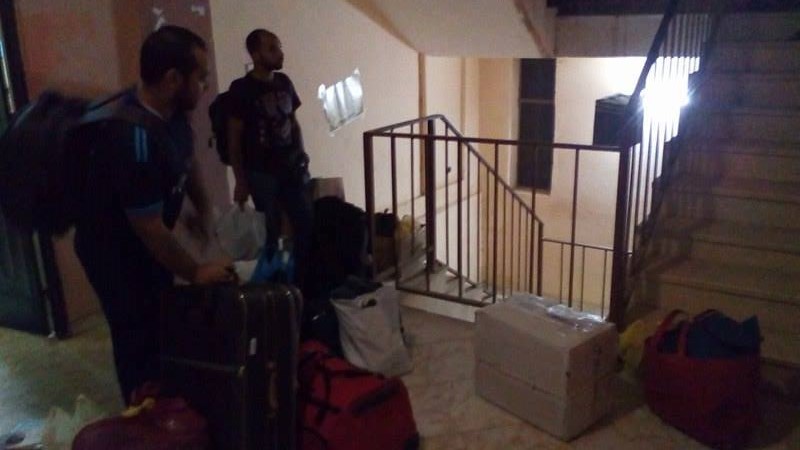 طرد شباب الاخوان (1)