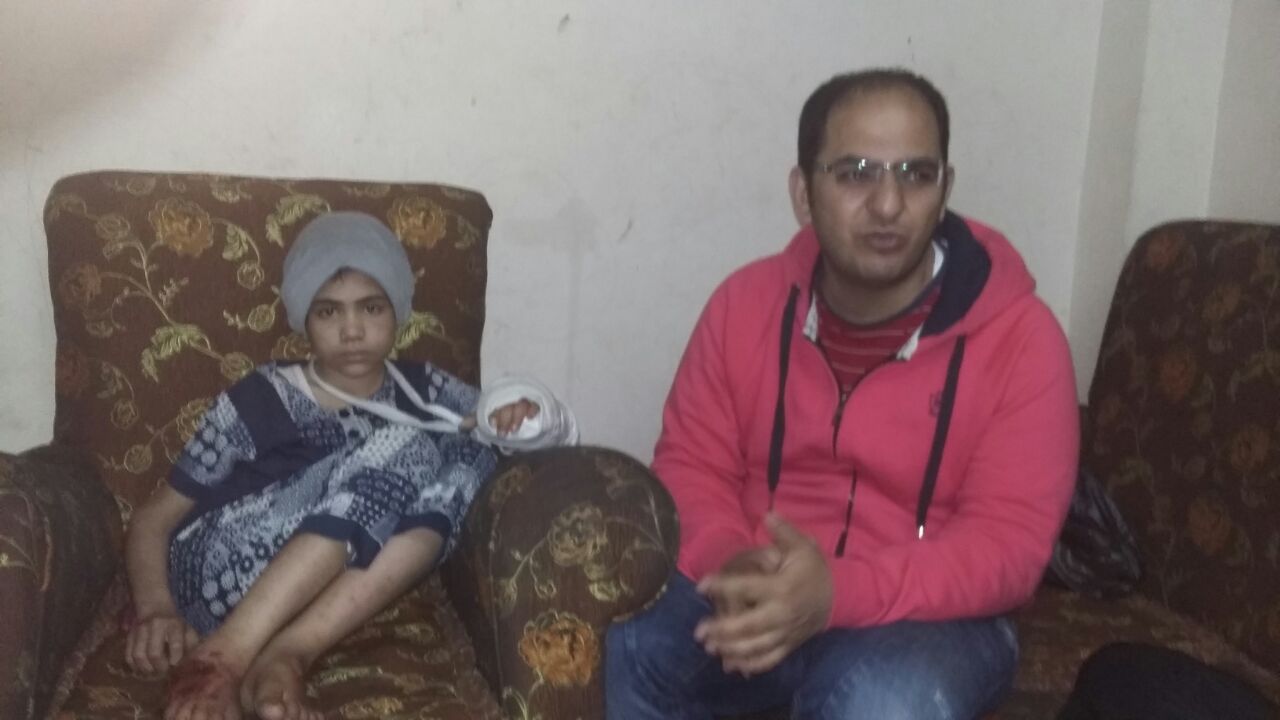 محرر اليوم السابع فى منزل الطفلة