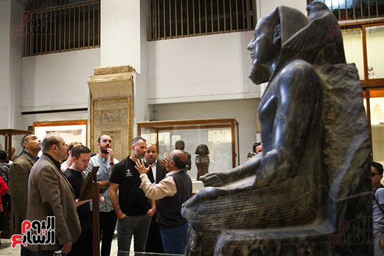زياره جيجز للمتحف المصرى (18)