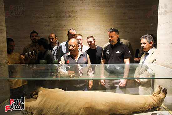 زياره جيجز للمتحف المصرى (6)