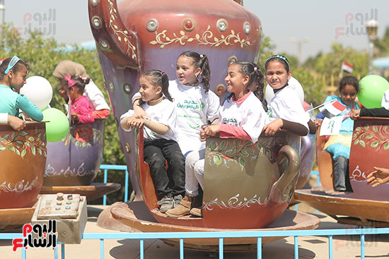 حديد المصريين تشارك 60 طفلا الاحتفال بيوم اليتيم بمحافظة الفيوم (11)