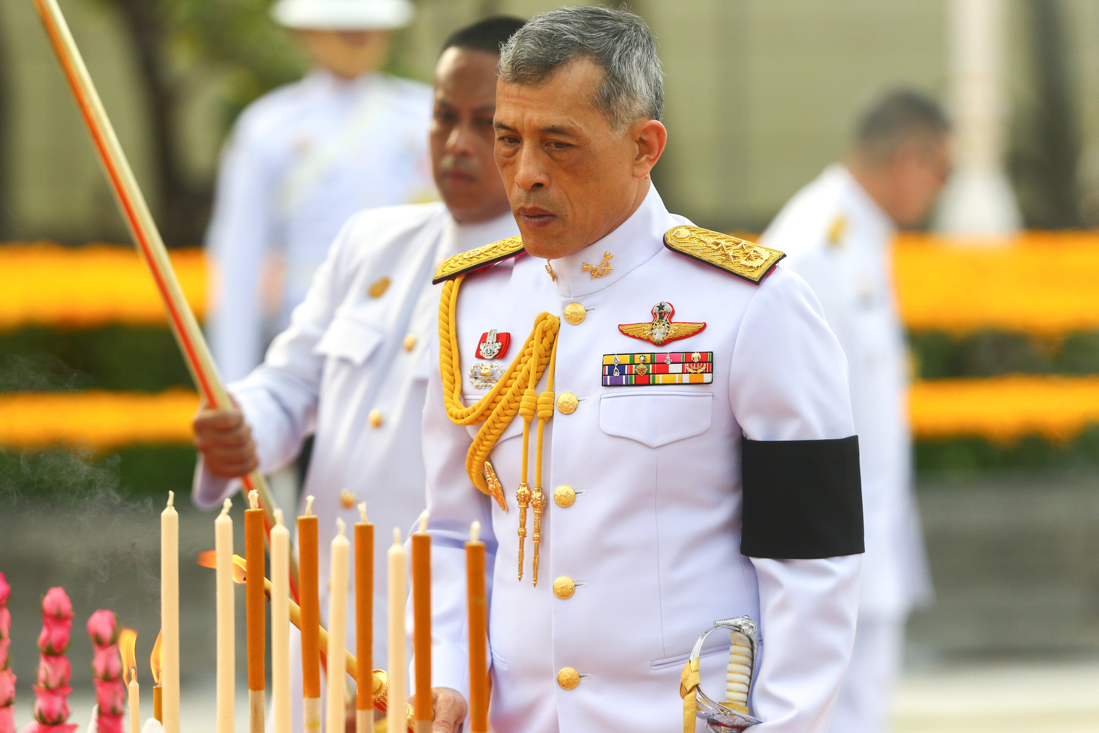 جانب من احتفال ملك تايلاند مها فاجيرالونغكورن بالتوقيع علي الدستور