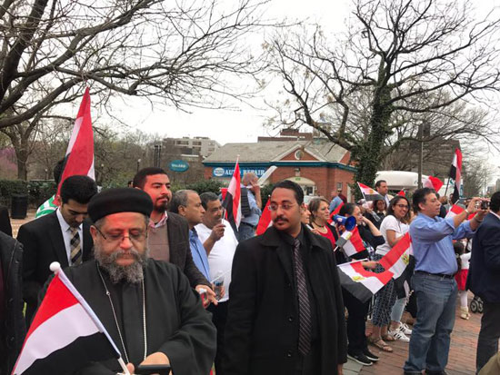 مصريون ينظمون وقفه تاييد للسيسى بواشنطن (7)