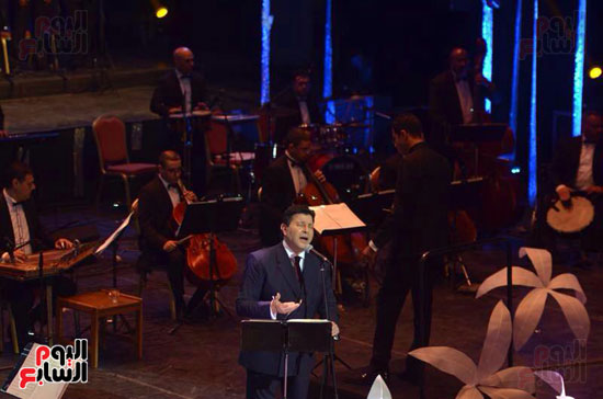 حفل كامل العدد لأمير الغناء العربى فى دار الأوبرا  (12)