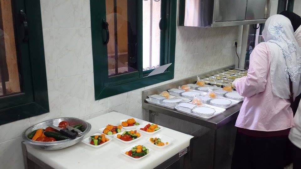 مطبخ المستشفى خلال زيارة الوزير