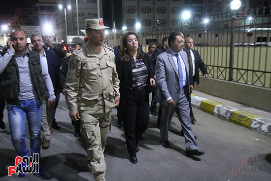 وزيرا الصحة والتضامن الاجتماعى فى زيارة لمصابى تفجير الإسكندرية (55)