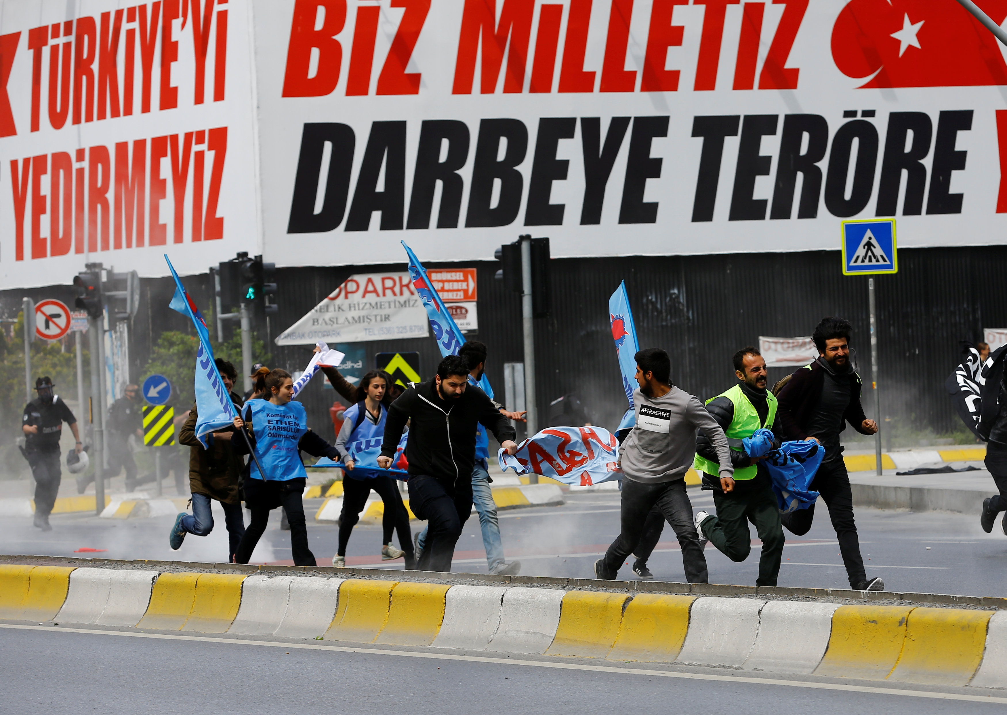 قوات الأمن التركية تلاحق المتظاهرين