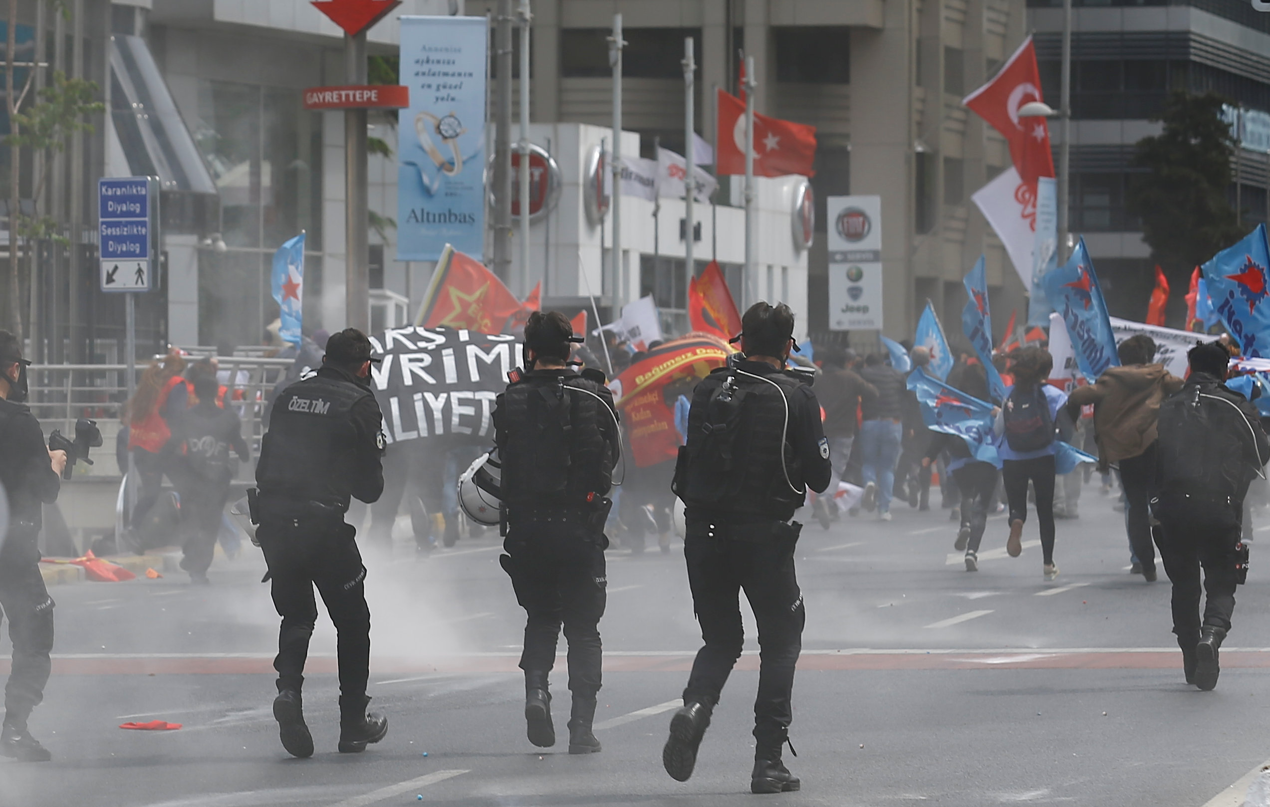 احتجاجات فى إسطنبول