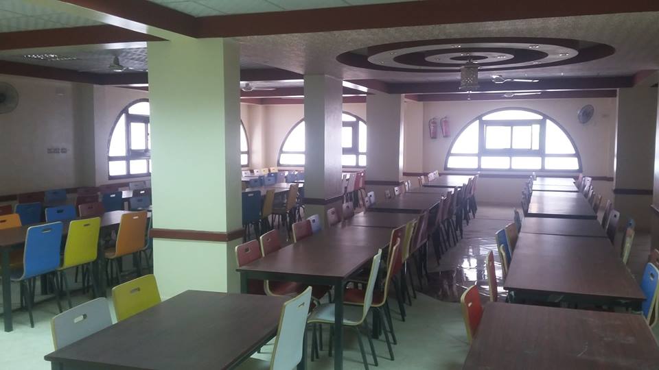  صالة المطعم للطلاب