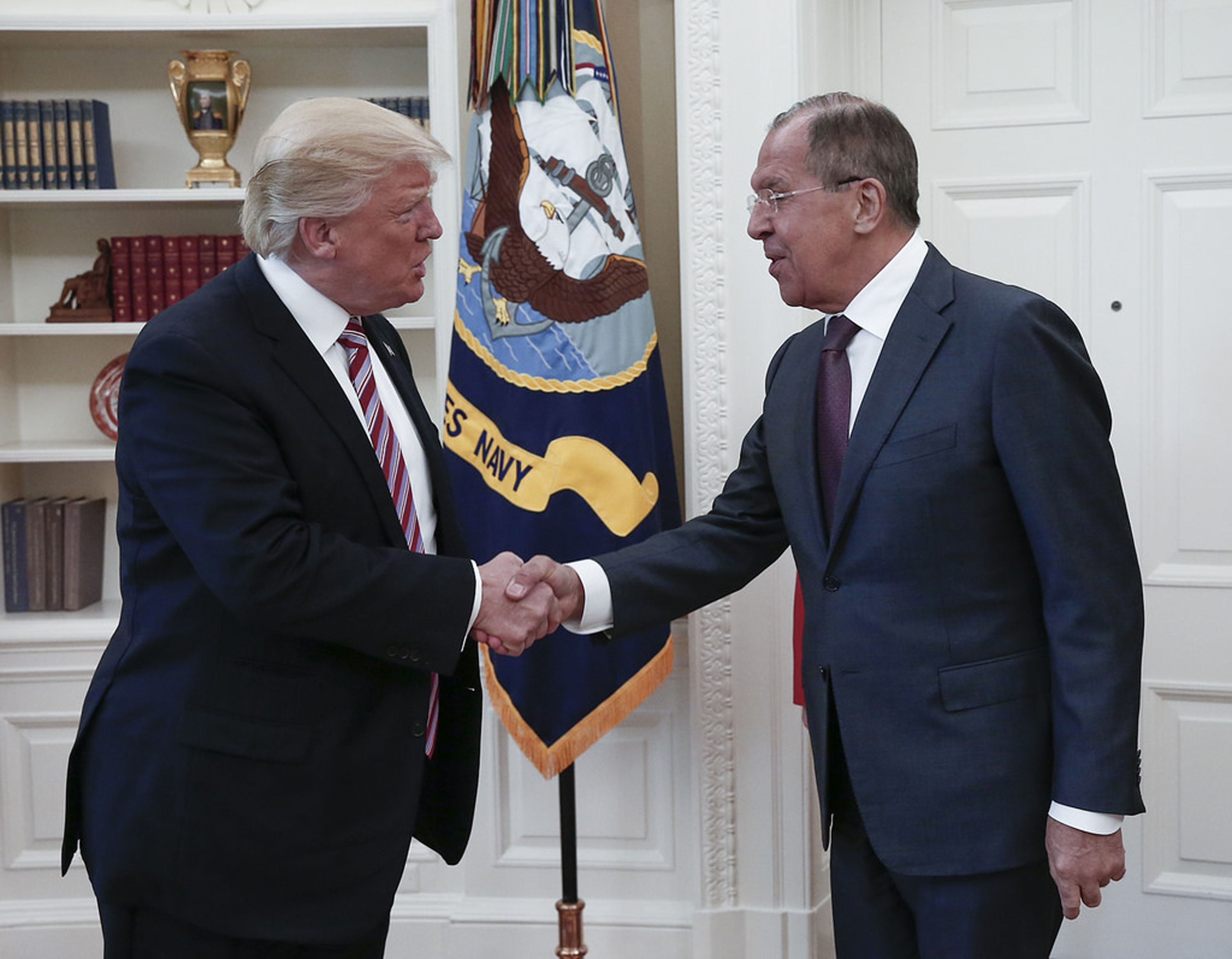 الرئيس الأمريكى يستقبل وزير الخارجية الروسى في البيت الأبيض