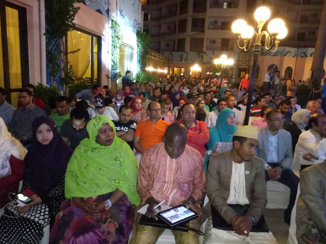 كافة الأطياف تشارك في معسكر الحزب