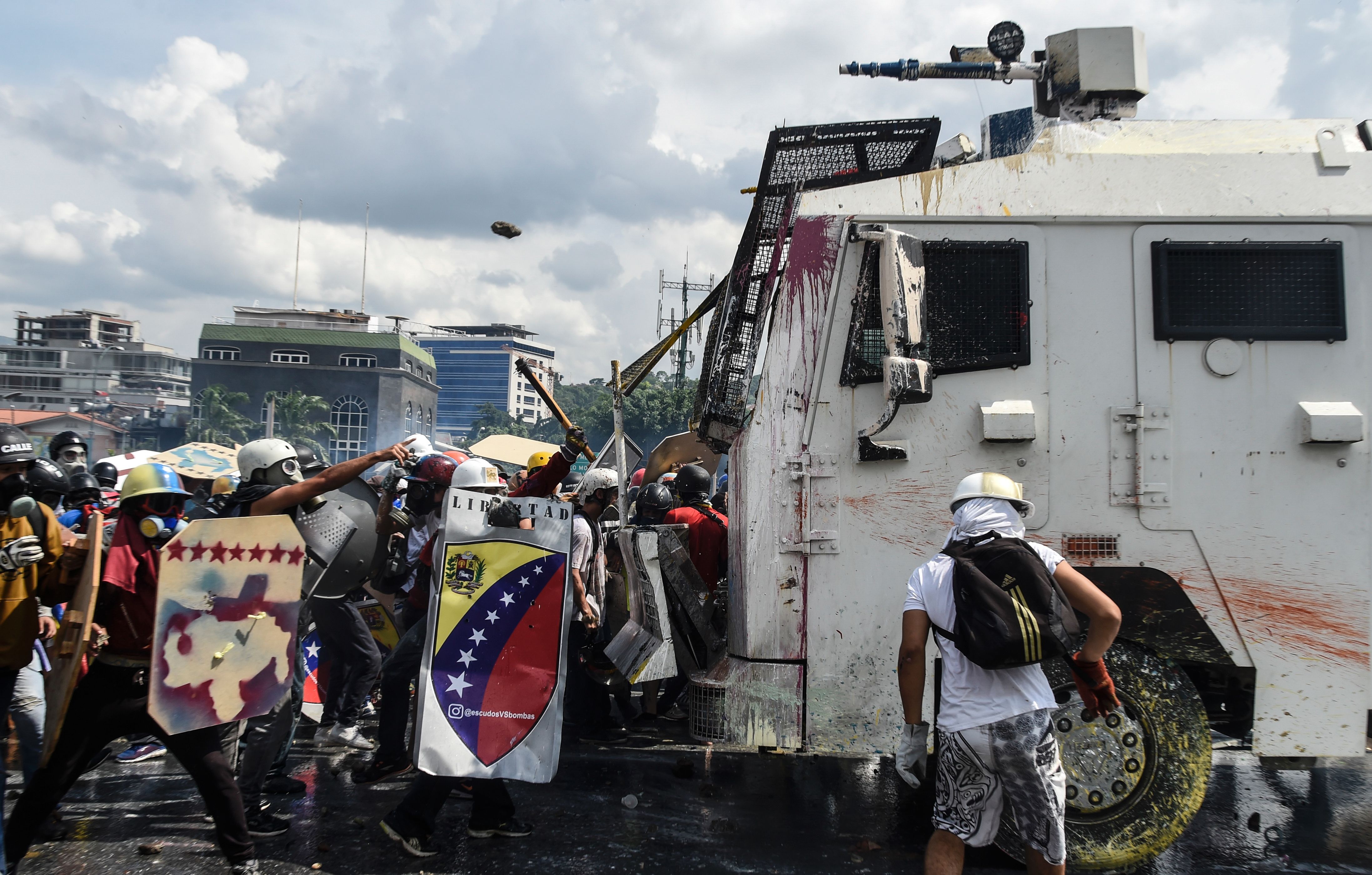 جانب من اعمال العنف فى فنزويلا