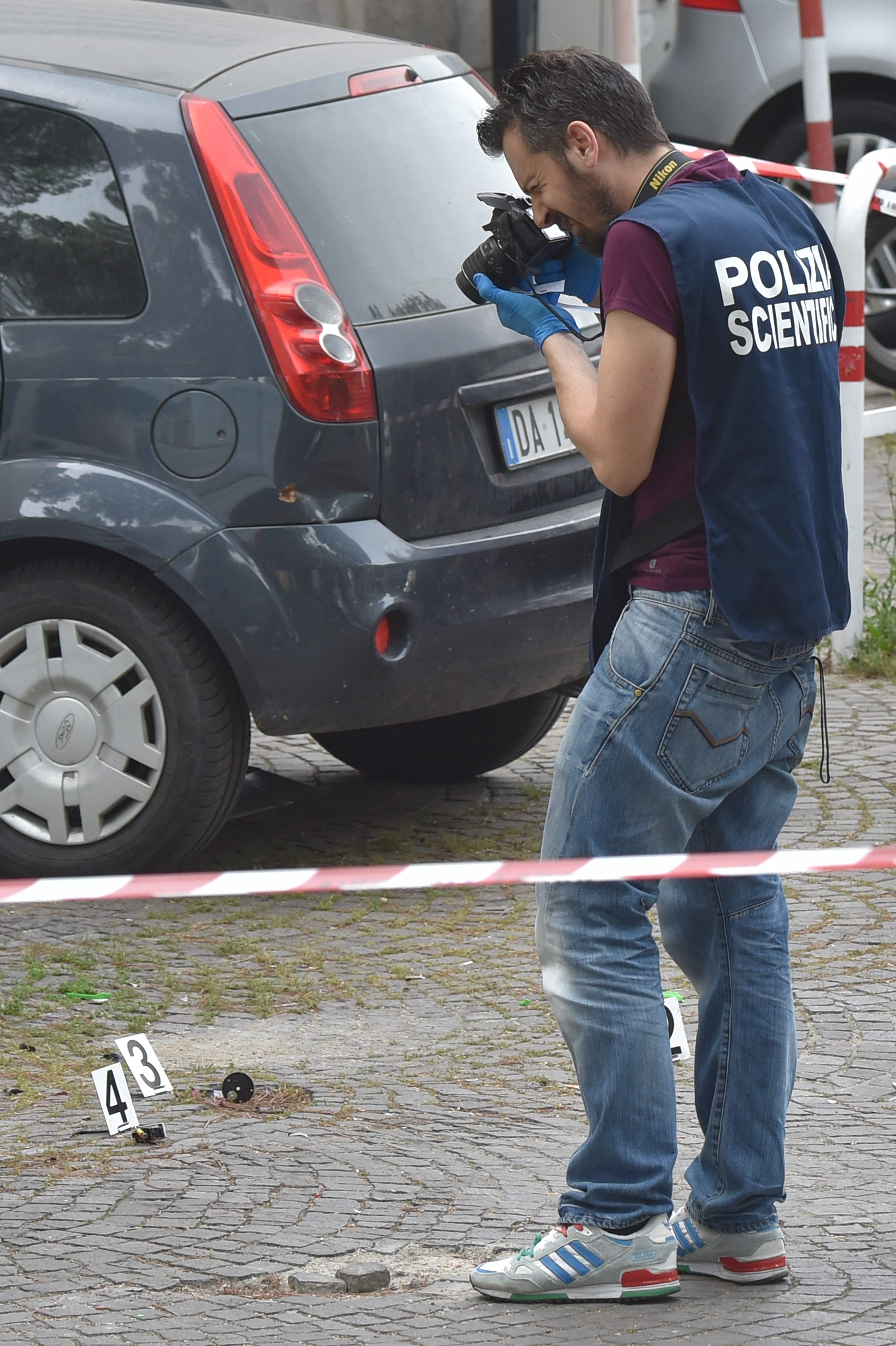 تصوير موقع الانفجار