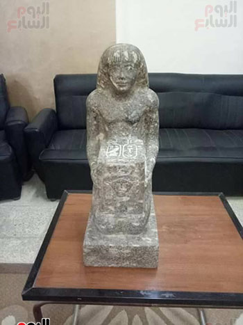 تمثال أثري يرجع للعصر  الفرعوني ، أحبطت الشرطة تهريبه