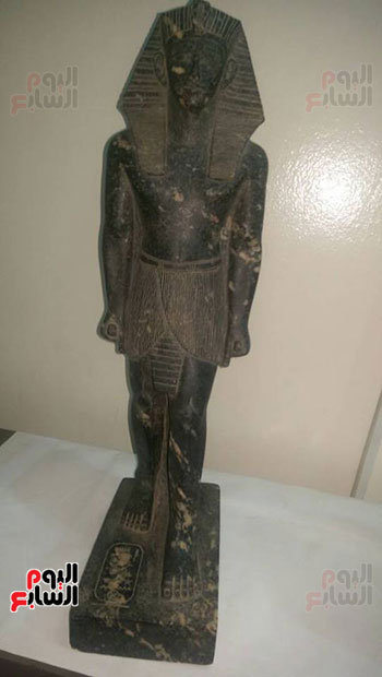 رقم 4 تمثال  الملك بسوس ينس مؤسس مدينة صان الحجر، قبل تهريبه مقابل 100 مليون جنيه