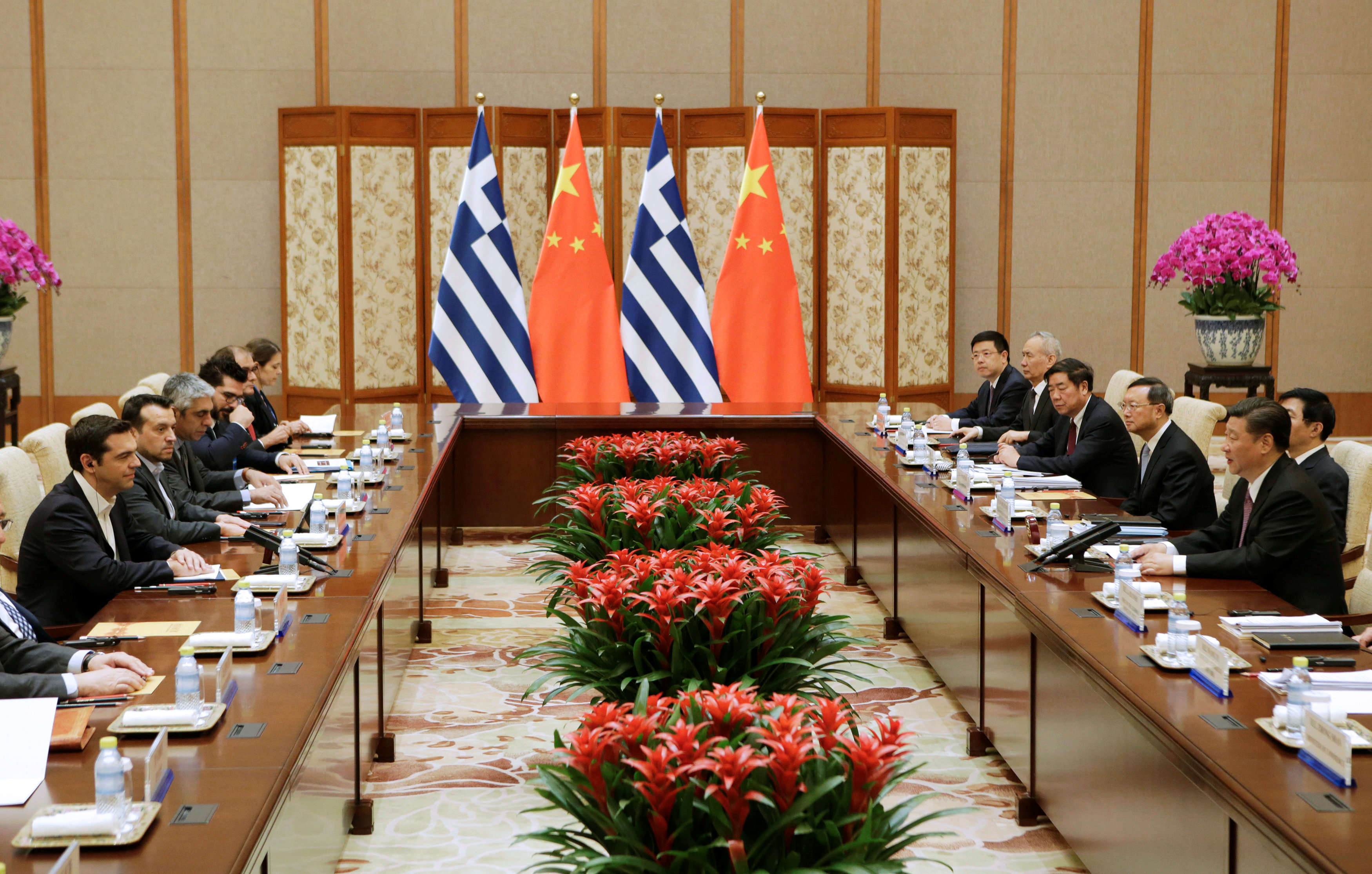 الرئيس الصينى ورئيس وزراء اليونان فى اجتماع مشترك