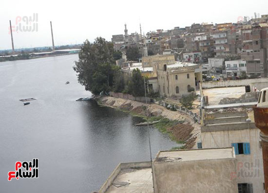 منازل فوه مطلة على نهر النيل