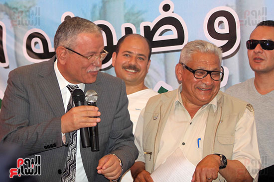 مؤتمر جامعة القاهرة لإعلان تفاصيل الكشف الأثرى الجديد بالمنيا (8)