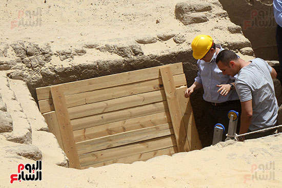 اكتشاف أول مقبرة فى تاريخ مصر الوسطى تضم 18 مومياء بالمنيا (35)