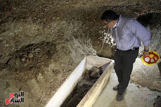 اكتشاف أول مقبرة فى تاريخ مصر الوسطى تضم 18 مومياء بالمنيا (10)