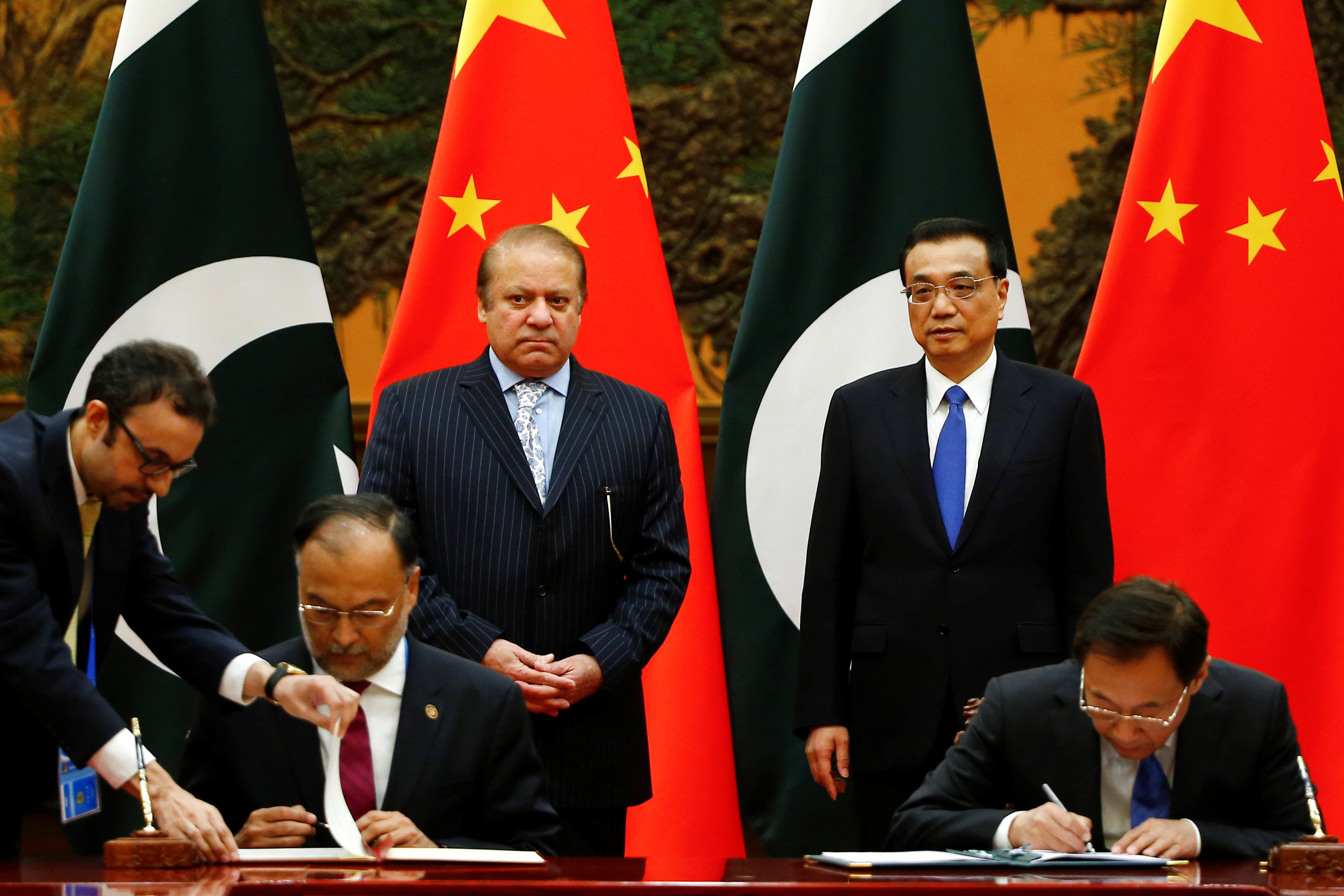 توقيع اتفاقيه صينية باكستانية على هامش الحزام والطريق