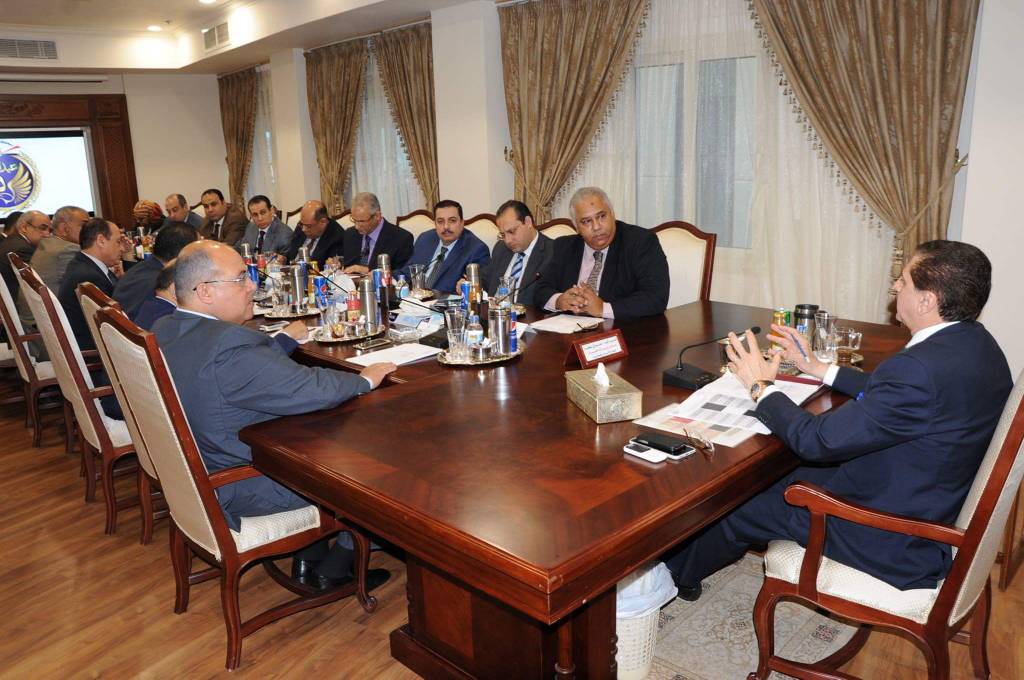 إجتماع برئاسة اللواء طارق عطية مساعد الوزير لقطاع الإعلام والعلاقات (3)