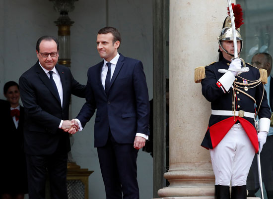 الرئيس-الفرنسى-المنتخب-مع-فرانسوا-هولاند