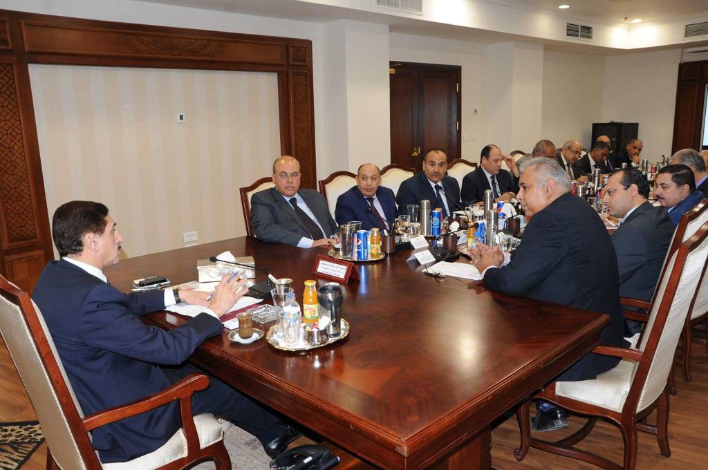 إجتماع برئاسة اللواء طارق عطية مساعد الوزير لقطاع الإعلام والعلاقات (2)