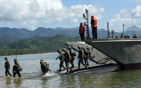 التدريبات-العسكرية-باليكاتان-بين-الجيش-الفلبينى-والأمريكى