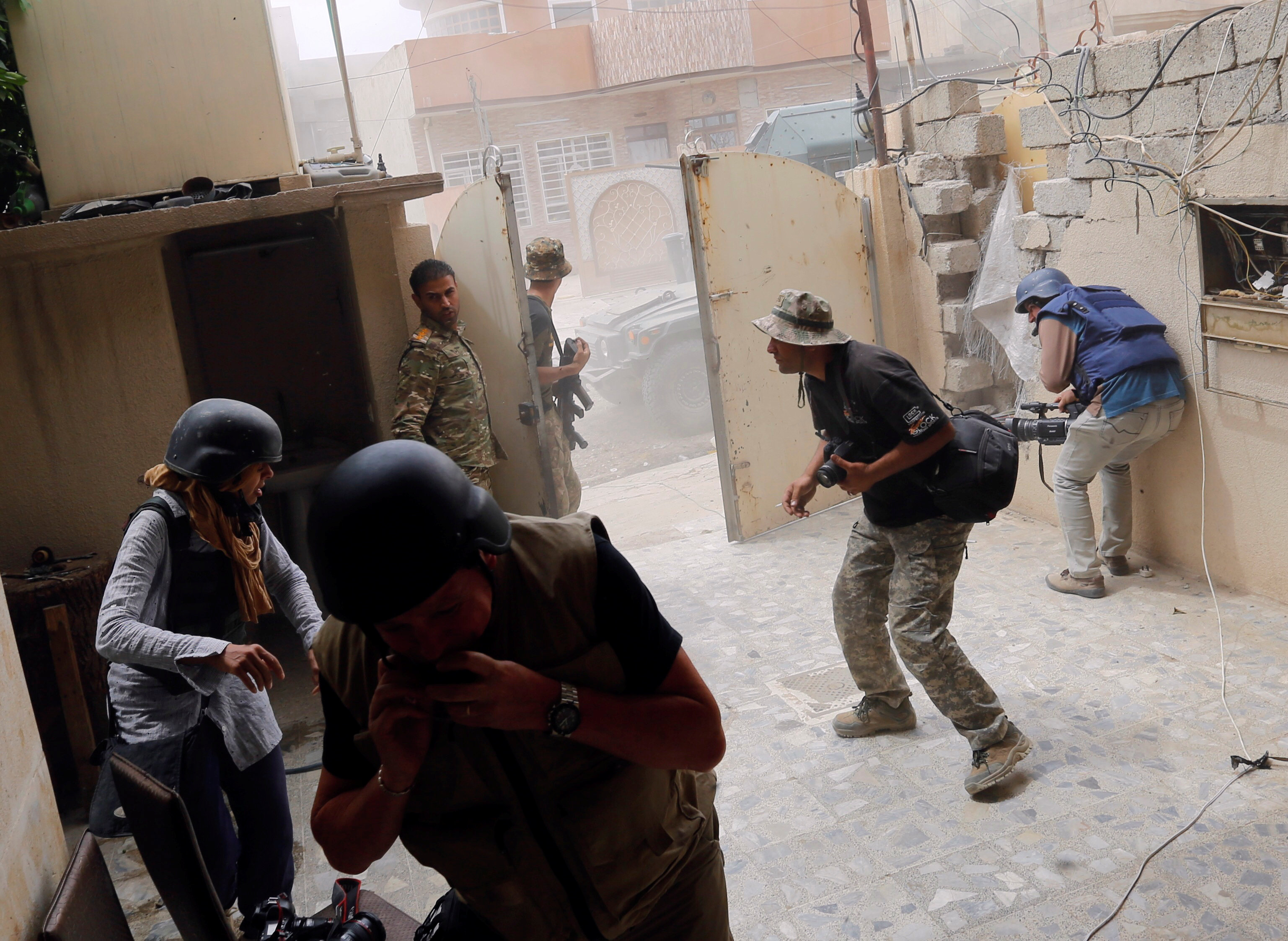 جانب من المعارك بين القوات العراقية وتنظيم داعش الإرهابى