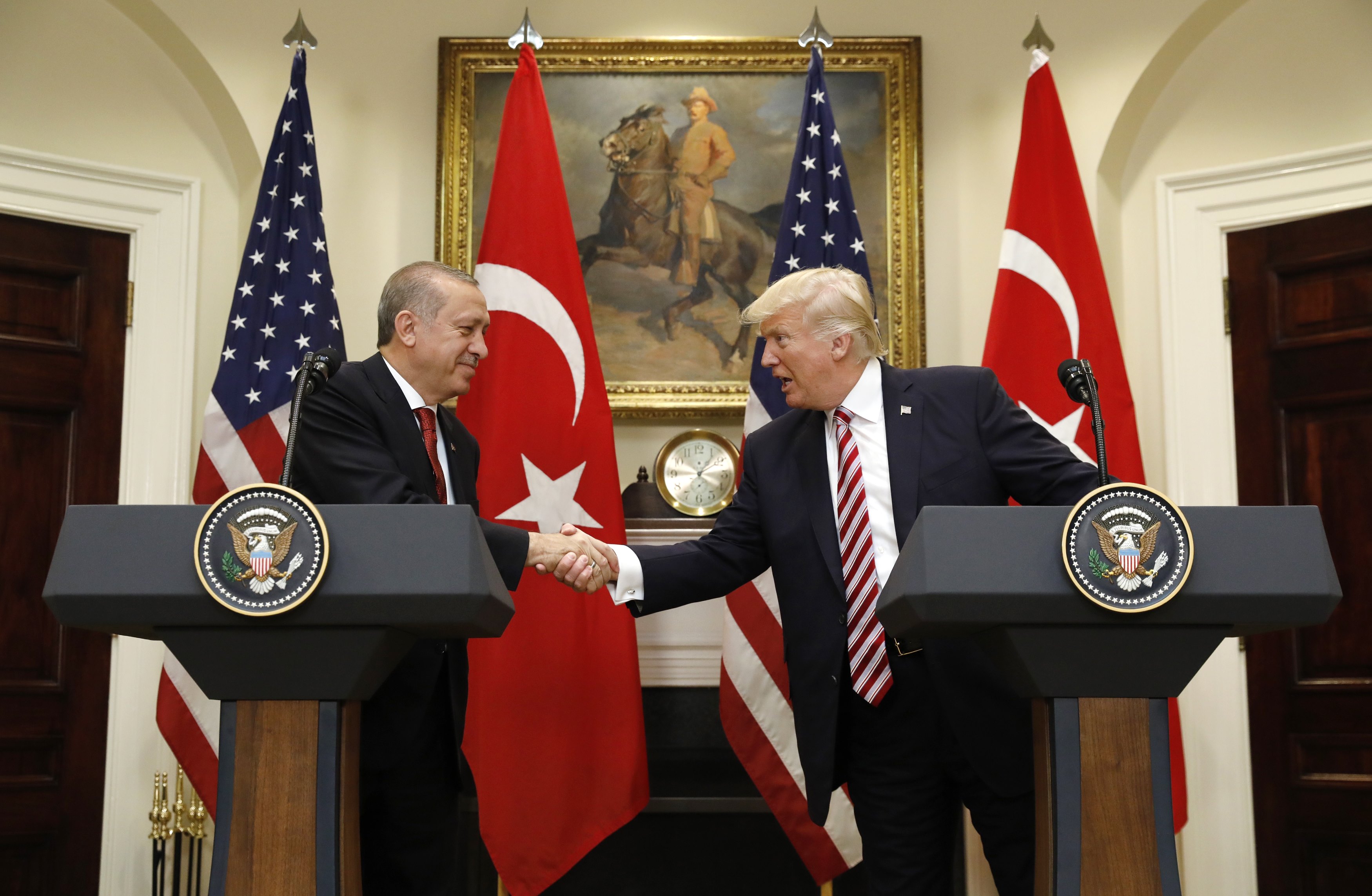 المؤتمر الصحفى بين الرئيس الأمريكى دونالد ترامب ونظيره التركى