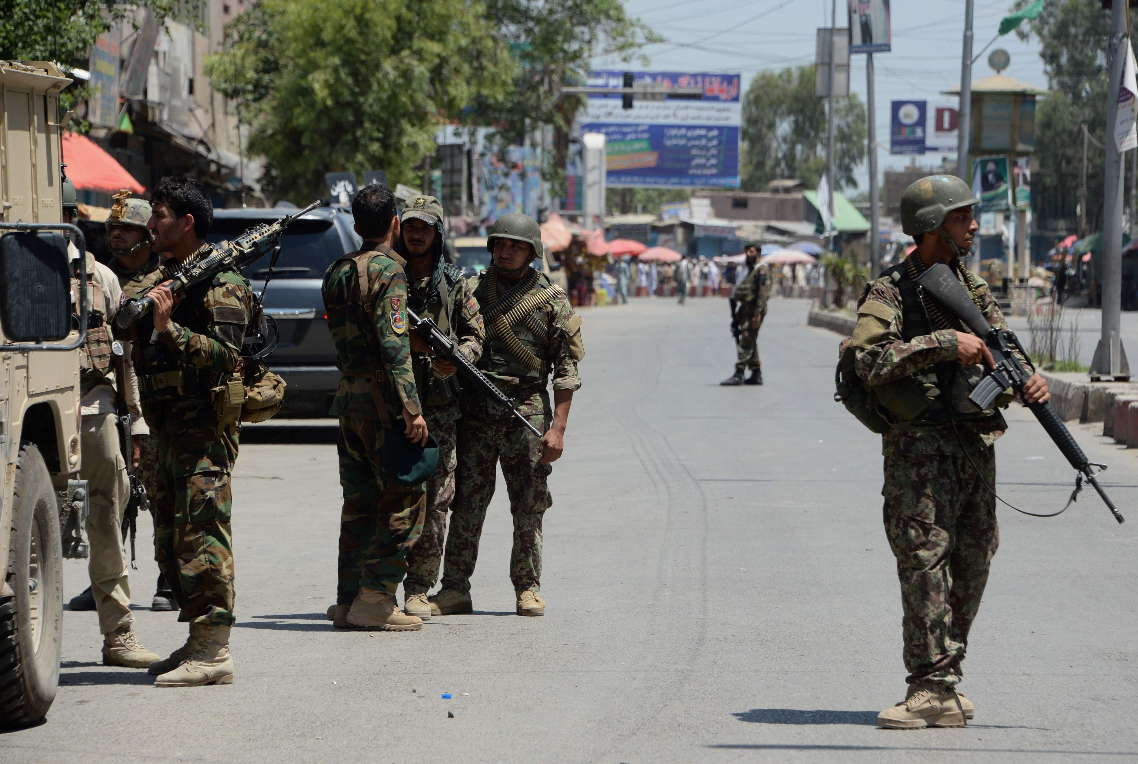 وصول قوات الأمن لمبنى التلفزيون الأفغانى