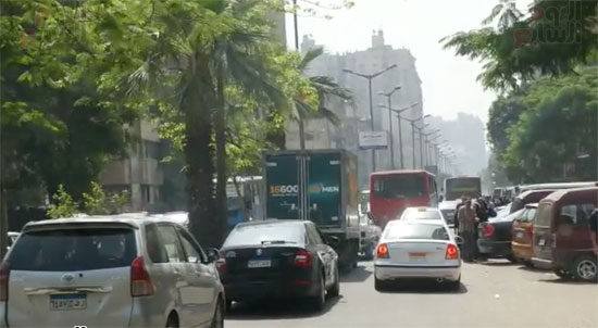 تباطؤ حركة السيارات أعلى محاور القاهرة والجيزة (5)