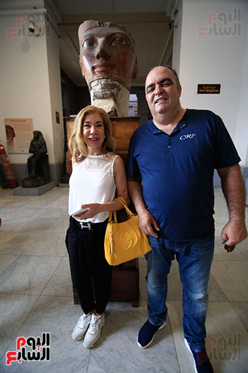 أسرة كريستيانو رونالدو فى المتحف المصرى (105)