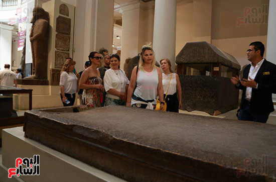 أسرة كريستيانو رونالدو فى المتحف المصرى (12)