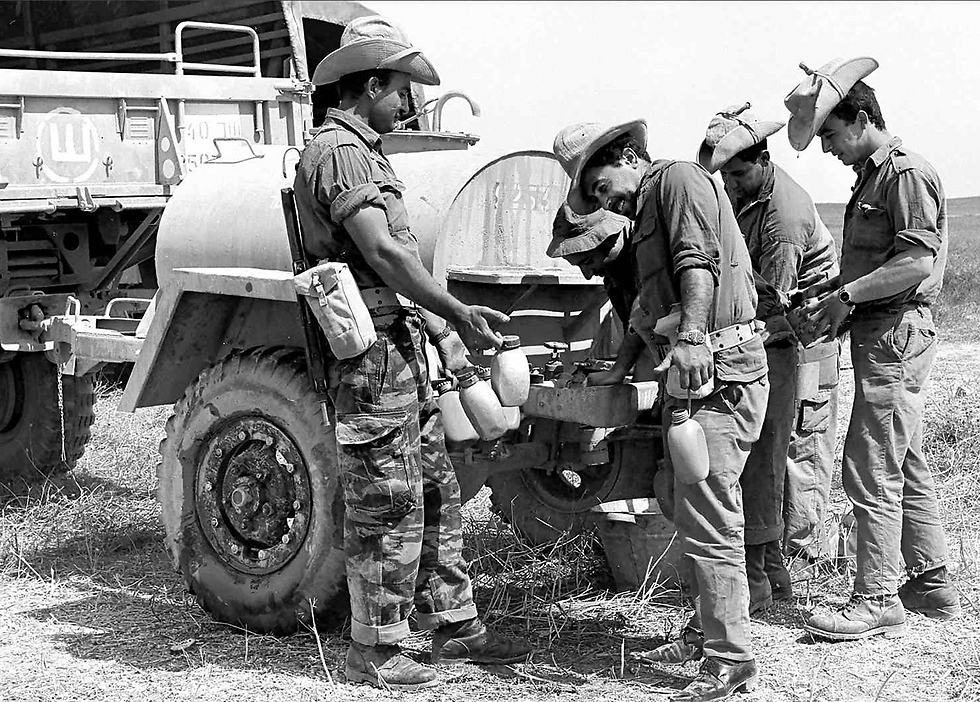 جنود اسرائيليون خلال حرب 67