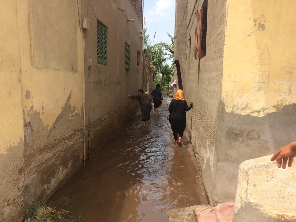 معاناة من المياه بقرية أبو بدوى