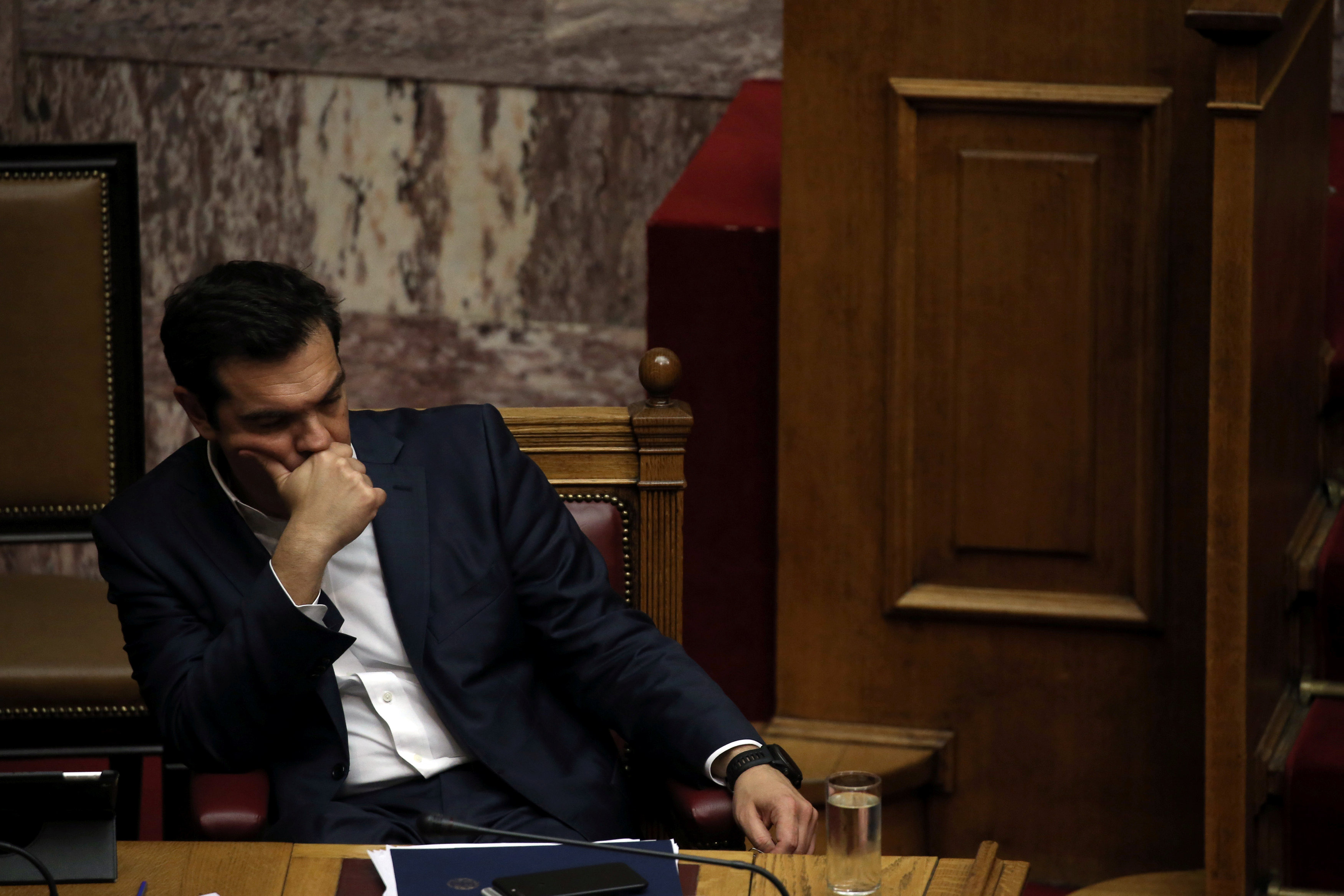 رئيس الوزراء اليونانى ينتظر تصويت البرلمان على تدابير جديدة للتقشف