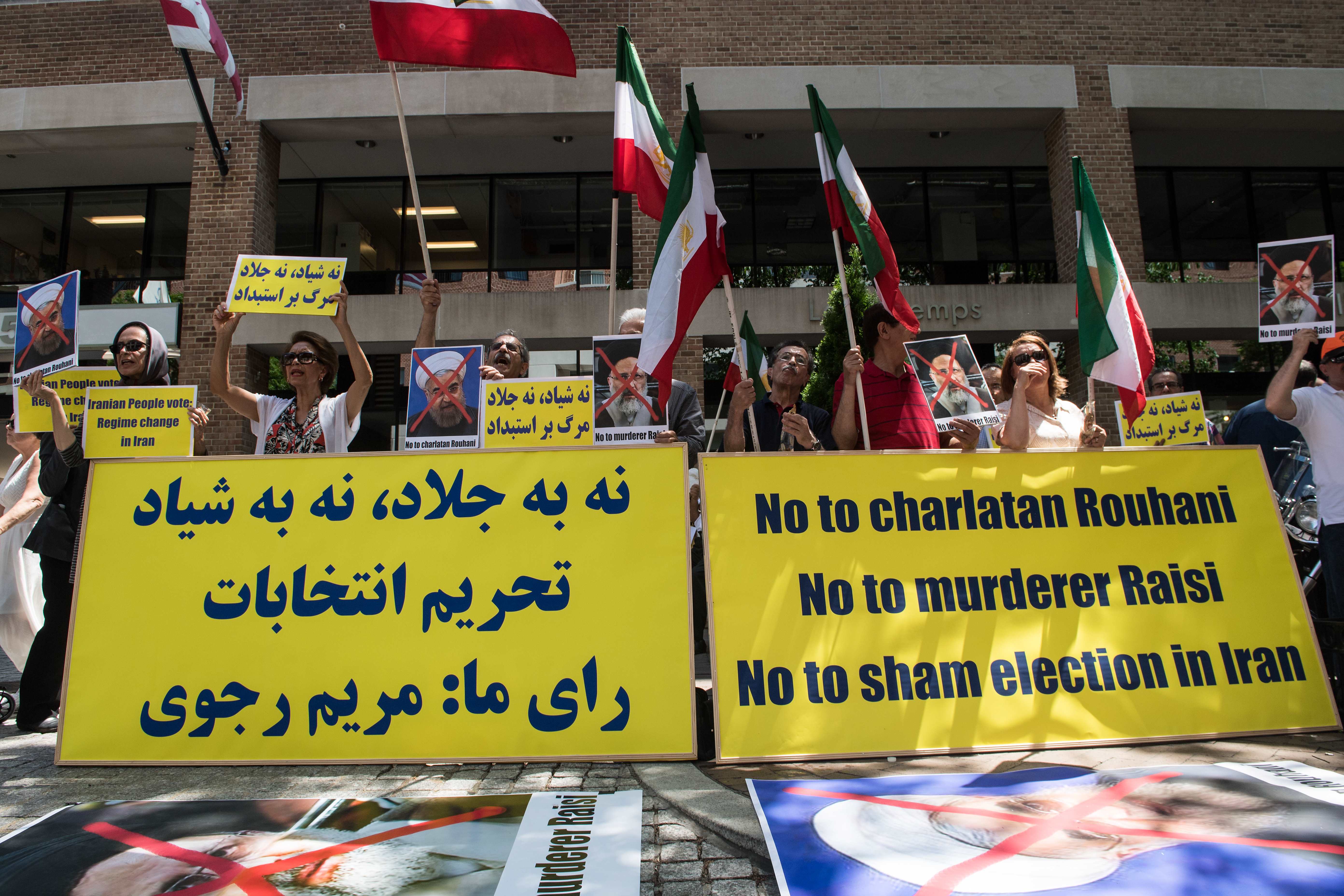 المعارضة الإيرانية تتظاهر في أمريكا